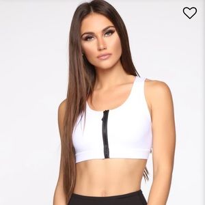Fashion Nova Zoe Zip Sports Bra